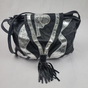 Vintage black and etched silver tassel bag D39